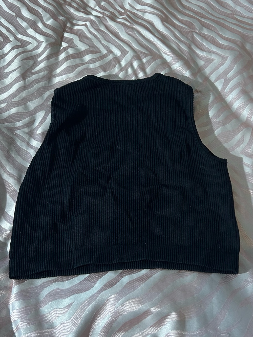 Popular 21 Black Ribbed Crop Tank - Picture 2 of 3